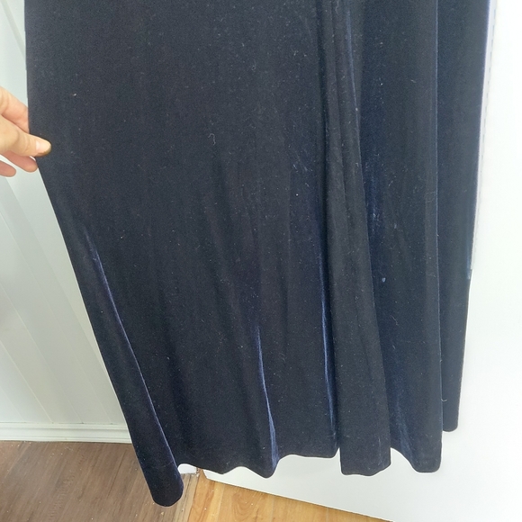 Rhapsody Blue Velvet Maxi Dress - Picture 4 of 14